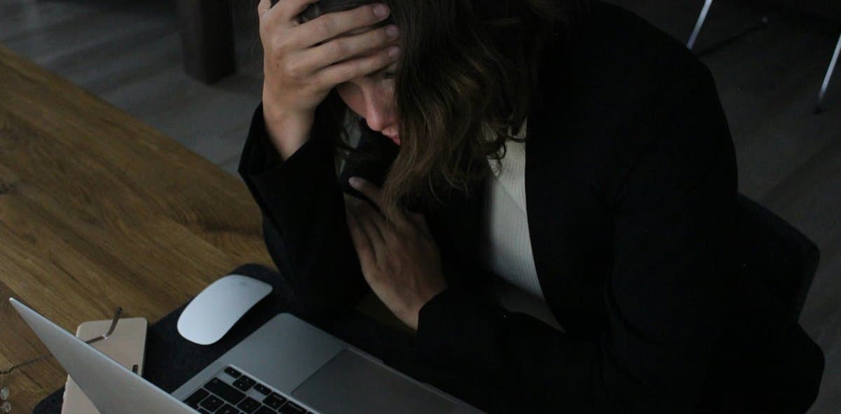A crise silenciosa de burnout entre profissionais de social media