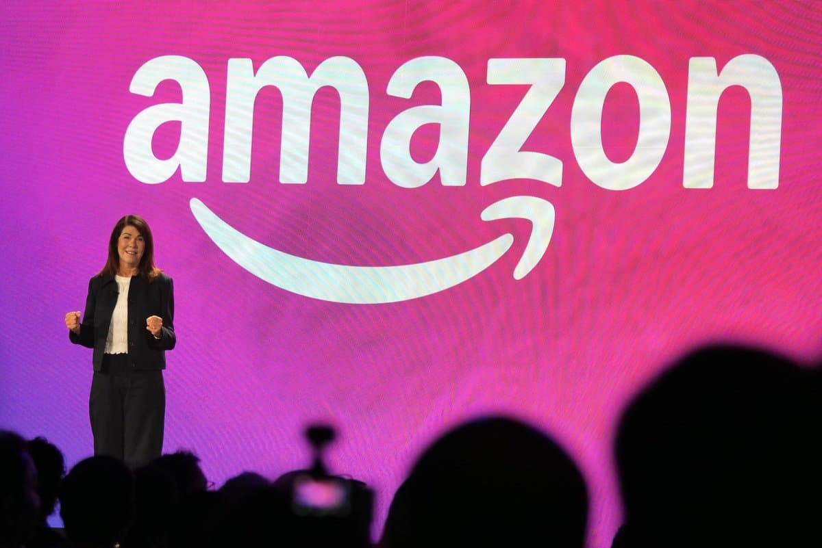 Amazon permitirá que vendedores gerenciem vendas do Walmart, eBay, Shopify e TikTok a partir de seus painéis na Amazon