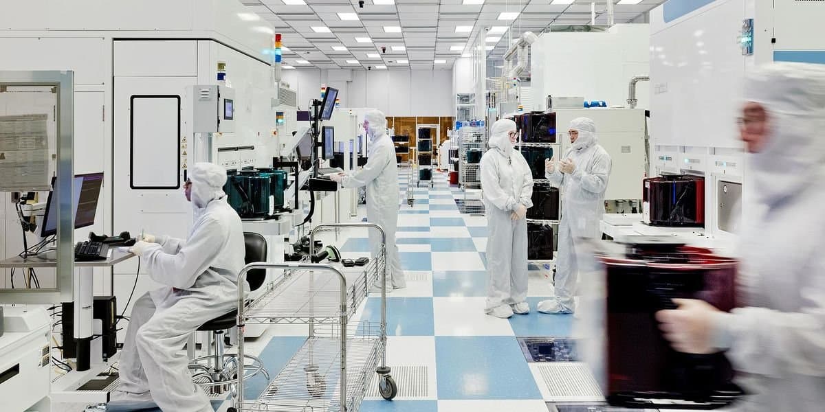 Anderon mira na industrialização da fabricação de chips quânticos com linha de 300mm