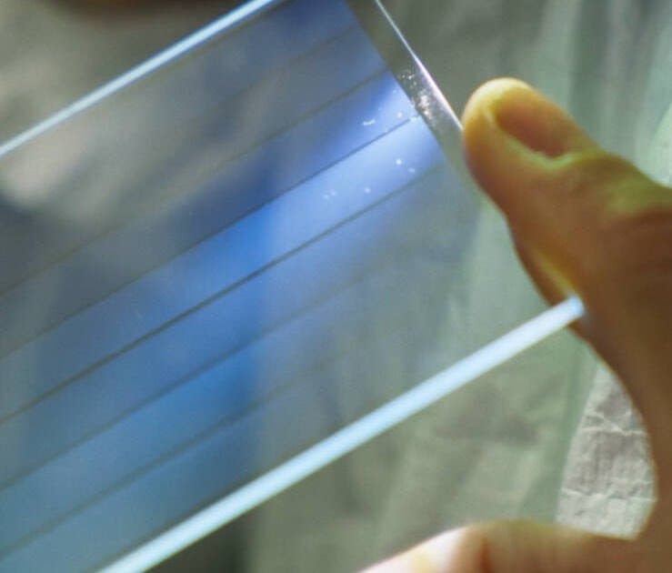 Apesar da inovação, o Project Silica da Microsoft enfrenta desafios de mercado contra o LTO tape