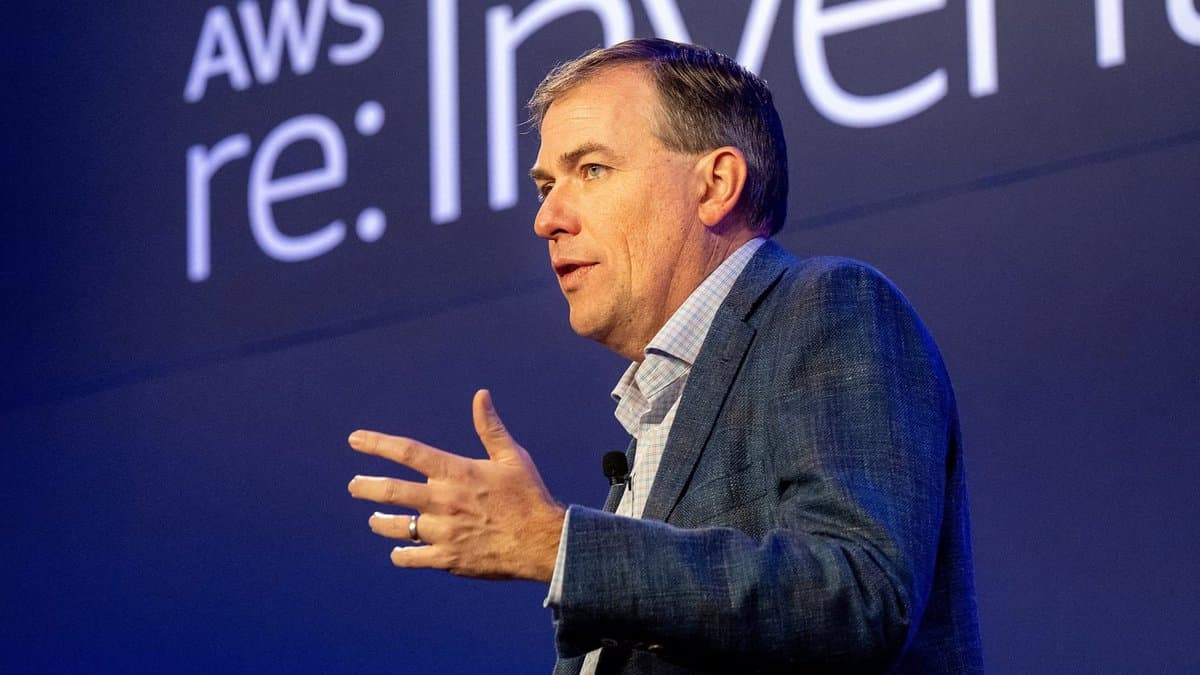 AWS investe US$ 1 bilhão em nova unidade de IA para integrar engenheiros diretamente nos clientes