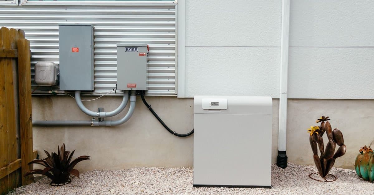 Base Power levanta US$1 bilhão para lançar sua nova bateria gigante para residências