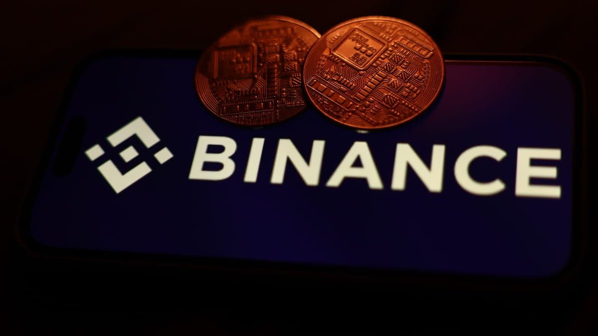 Binance alerta que clientes europeus podem ser afetados após retirar pedido de licença na Grécia