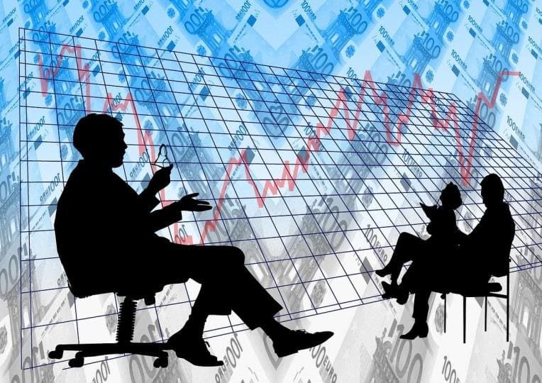 Bitcoin atinge US$65 mil com vendas de holders enquanto CPI surpreende o mercado