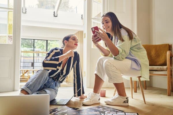Como o Marketing de Creators B2B Constrói Confiança do Comprador no LinkedIn