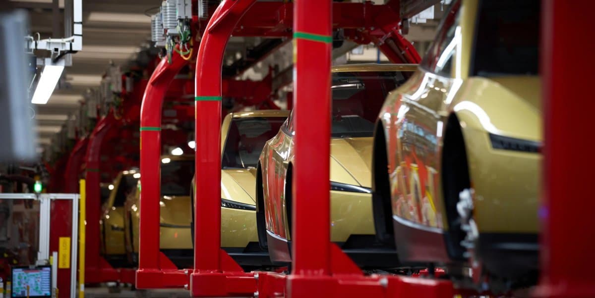 Detalhes sobre as especificações do Tesla Cybercab: Supermanifold V3, sem ímãs de terras raras e mais