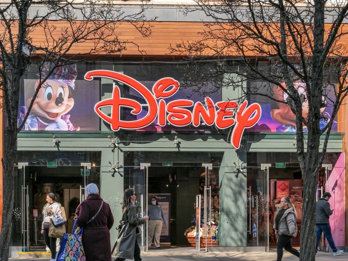 Disney nomeia ex-CEO de startup de IA acusada de copiar personagens como seu primeiro CTO
