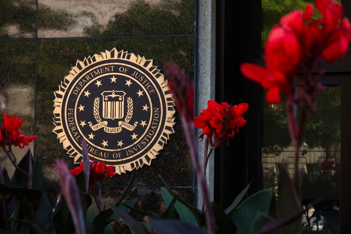 FBI teria declarado incidente de cibersegurança após vazamento de dados pessoais de agentes
