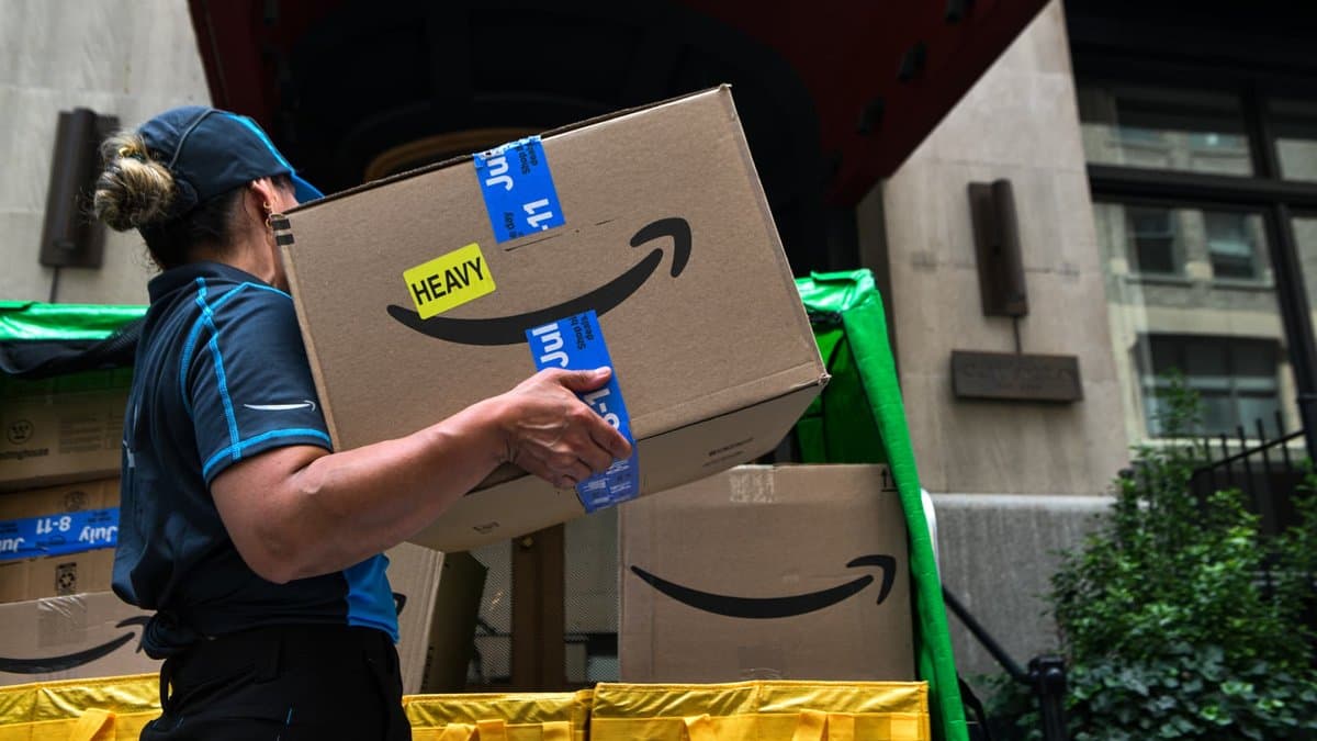 FTC processa Amazon por supostamente enganar anunciantes com cobranças ocultas