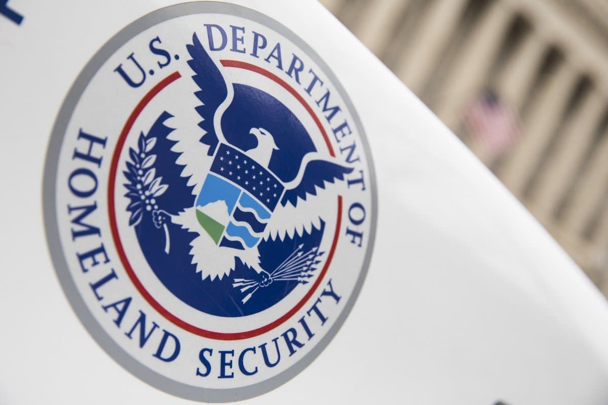 EUA investigam invasão hacker em rede estratégica de segurança interna