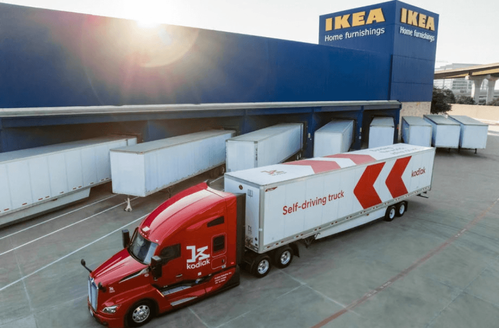 IKEA e Kodiak Lançam Operação Comercial de Frete Autônomo no Texas