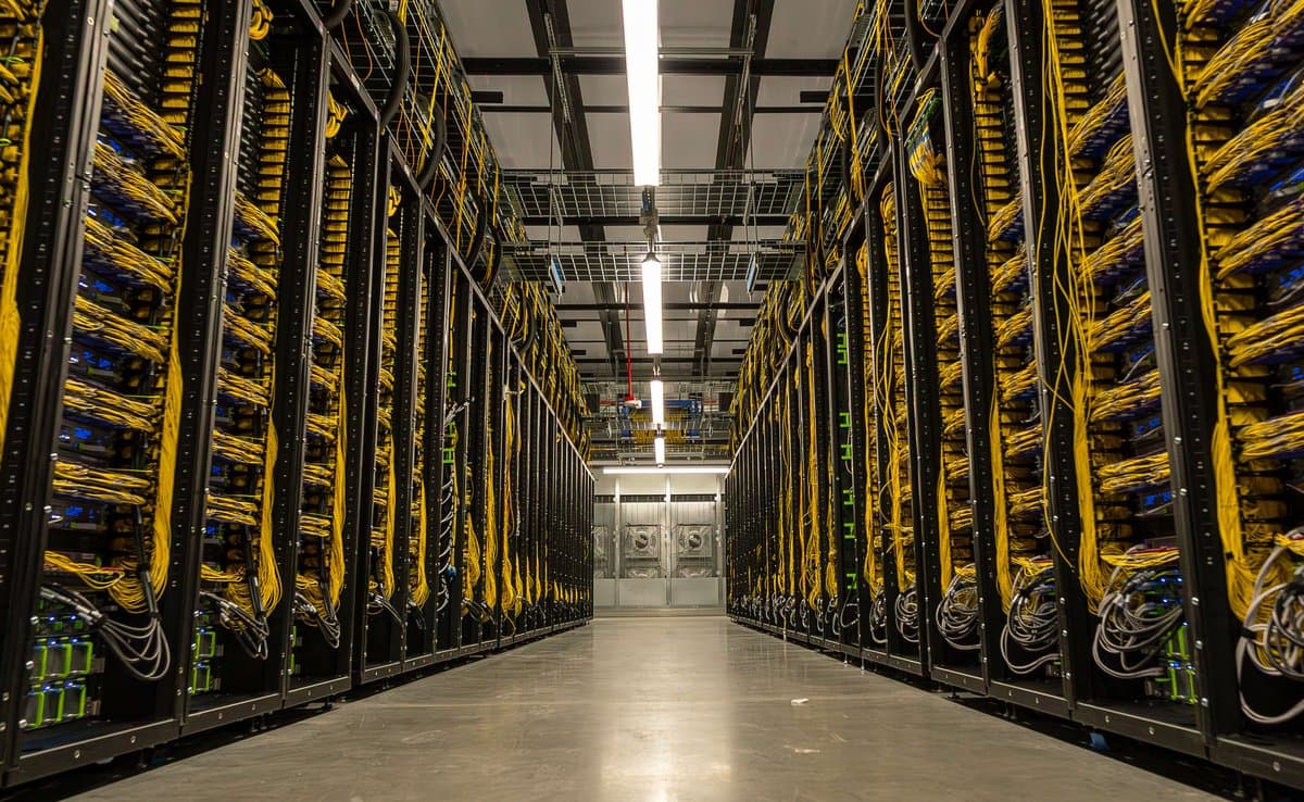 Meta detalha a engenharia por trás do Prometheus, seu supercluster de IA em escala de gigawatts