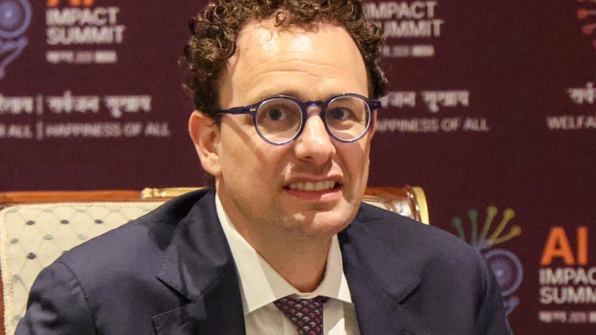 Negociações da Anthropic com a Casa Branca avançam após Dario Amodei ser substituído