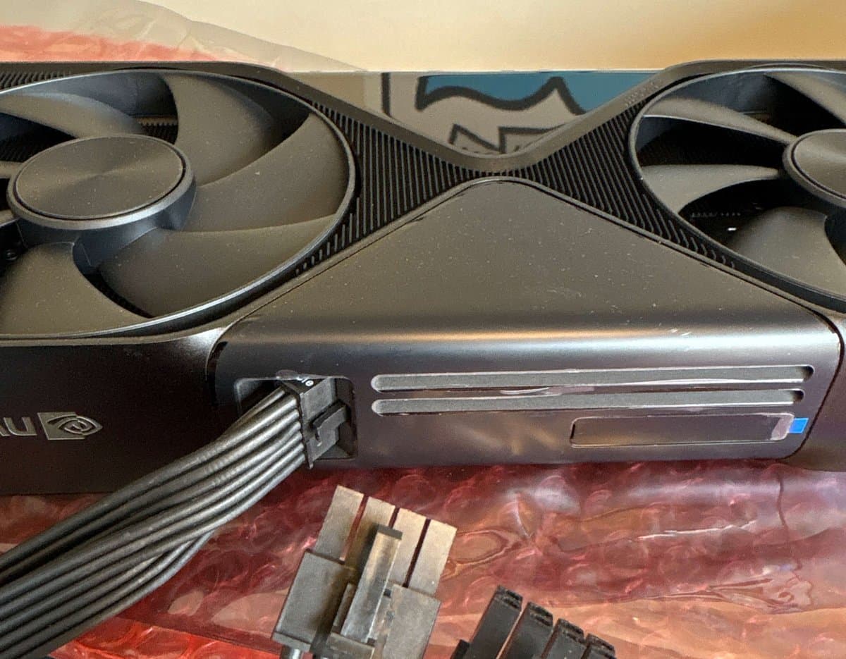 Figuring out the power connectors for the RTX 6000 Pro