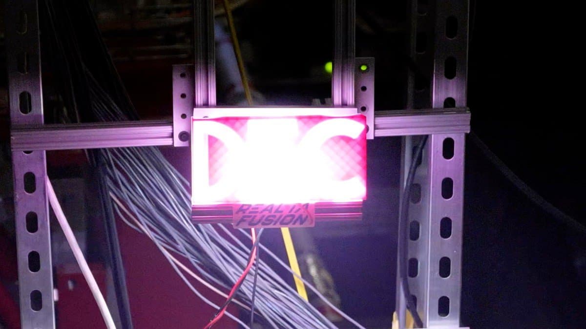Realta Fusion gera eletricidade diretamente de reação de fusão em feito aparentemente inédito
