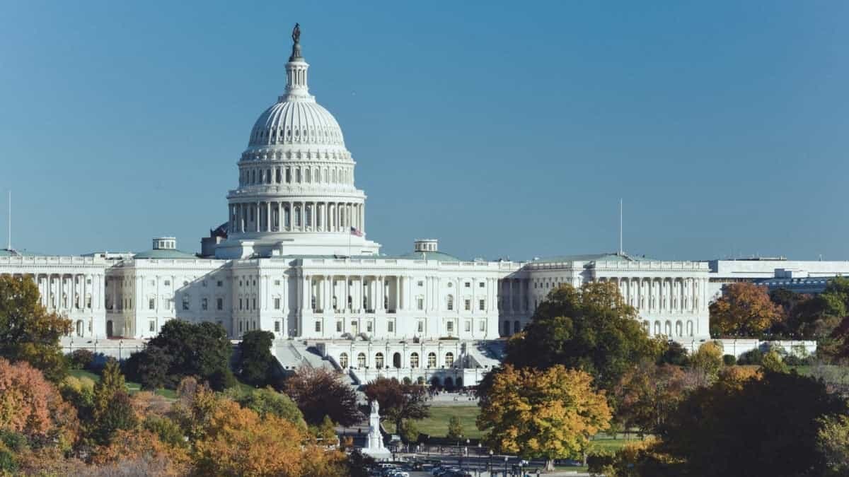 Senate Republicans release 'final' Clarity Act draft as Trump accepts most ethics provisions