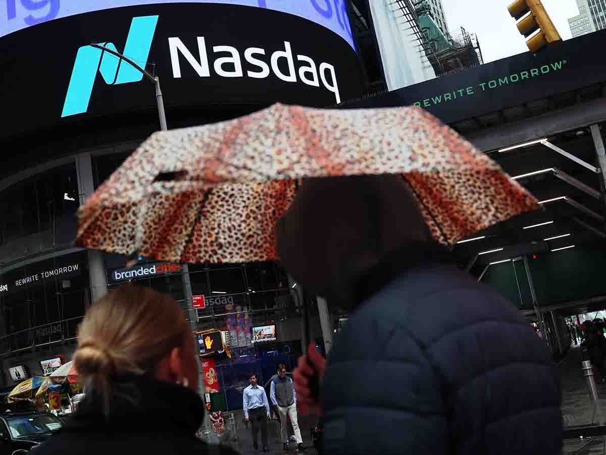 Wall Street prepara negociação de ações durante a madrugada em dezembro